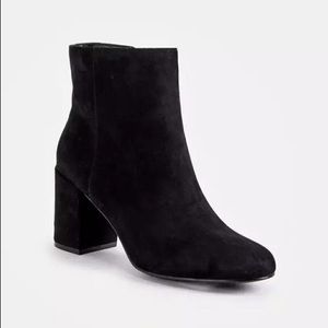 Justfab Jacinta black suede Bootie